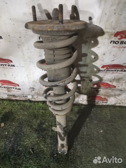 Стойка подвески передняя левая Lexus Gs300 JT153