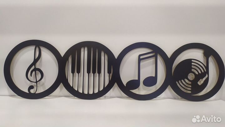 Настенное панно