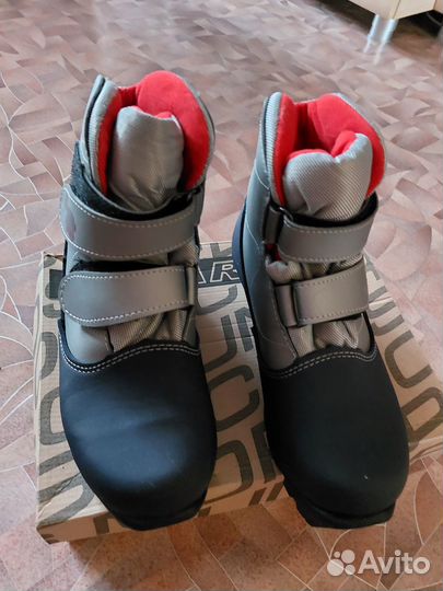 Лыжные ботинки Marax