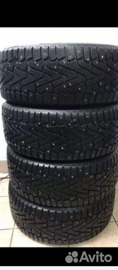 Pirelli Ice Zero 235/50 R18