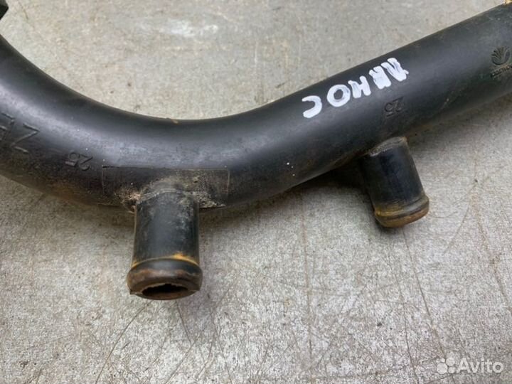 Патрубок системы охлаждения Chevrolet Lanos седан