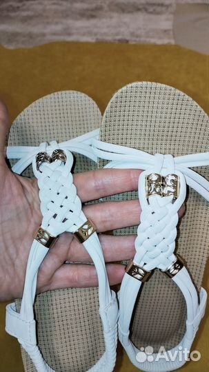 Сандалии женские 35 размер