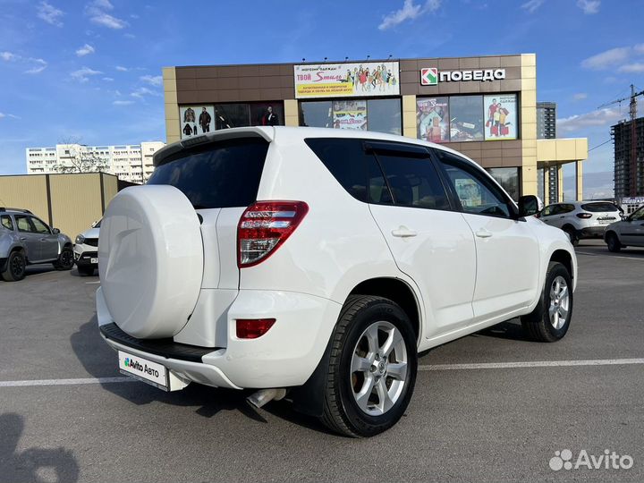 Toyota RAV4 2.0 CVT, 2011, 122 000 км