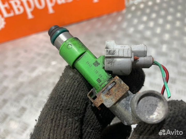 Форсунка топливная Nissan Murano Z51 VQ35DE