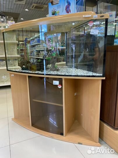 Аквариум угловой с тумбой (210 л)