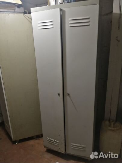 Шкафы металлические