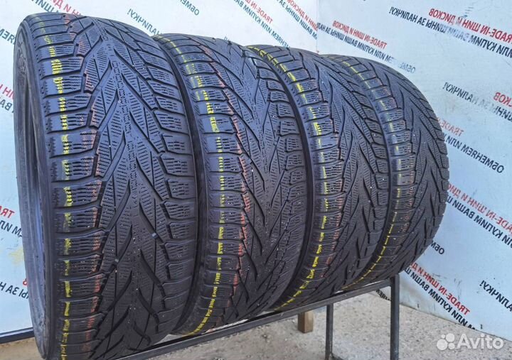 Nokian Tyres Hakkapeliitta R2 235/55 R19 105R
