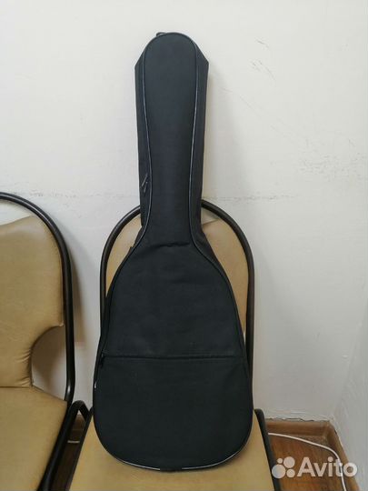 Классическая гитара 2/4