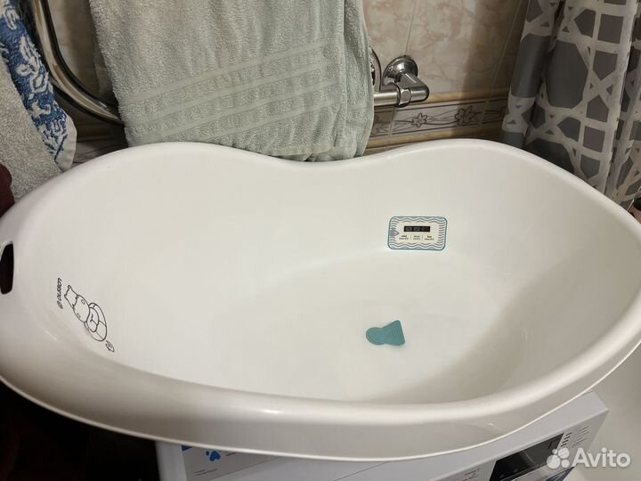 Ванночка для купания с горкой