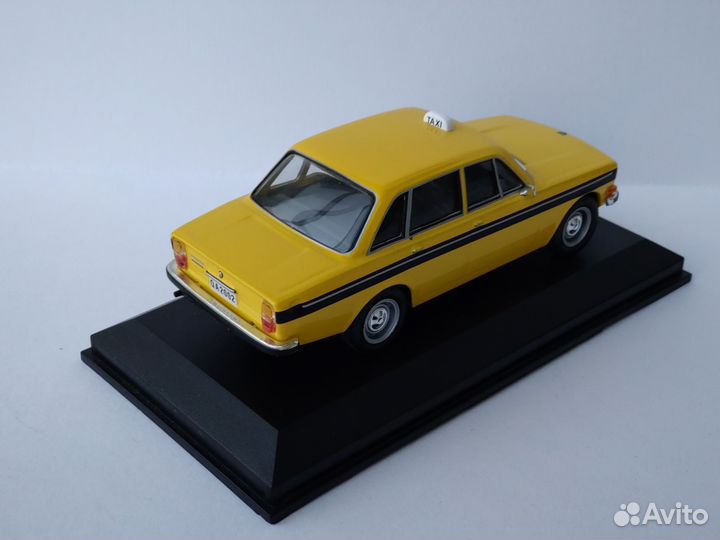 Volvo 144 taxi Stockholm 1970 1/43