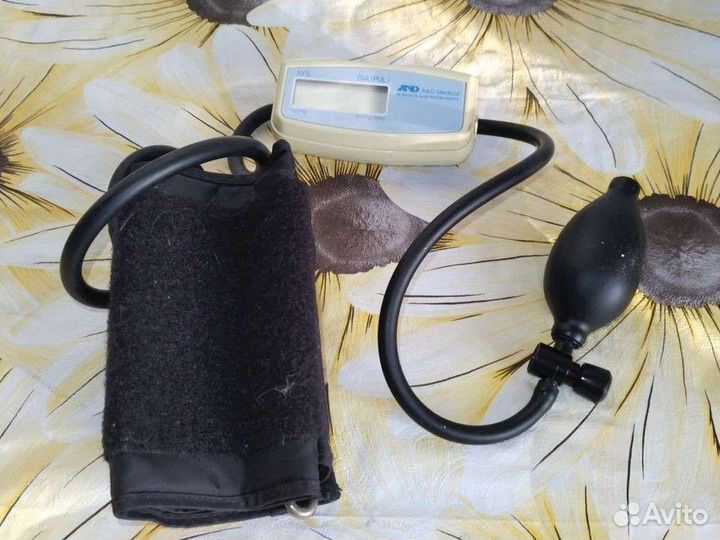 Тонометр бу