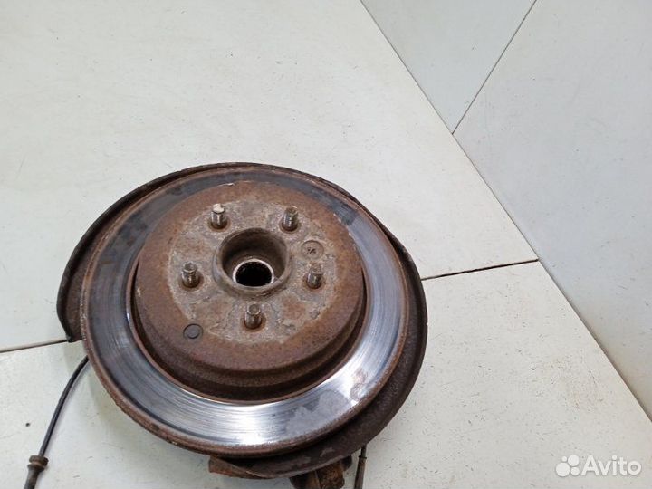 Кулак поворотный задний левый Land Rover Discovery