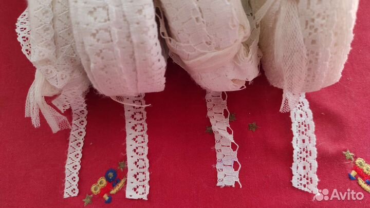 Кружево. Моток-30м. Продаётся мотком