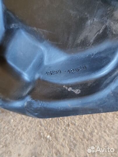 Пыльник рулевого вала Toyota Rav4