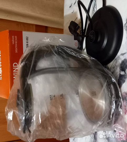 Чайник электрический Sunwind 1.8 л