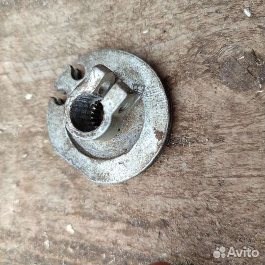 Привод газа (мотороллер Вятка вп 150)