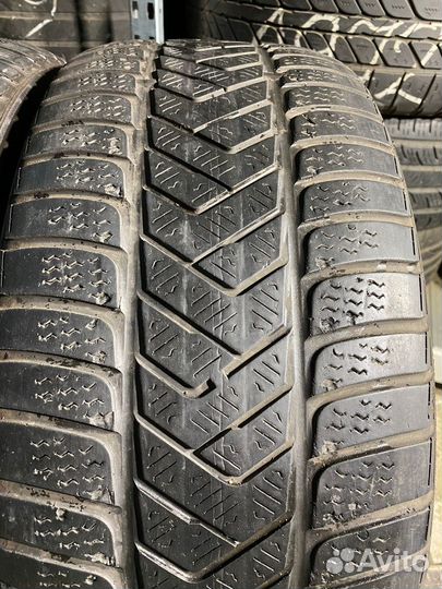 Pirelli Winter Sottozero 3 245/40 R19 94V