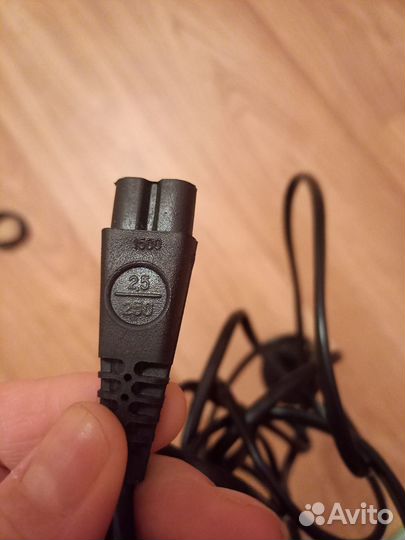 Кабель питания вилка Type C и с разъёмом C7