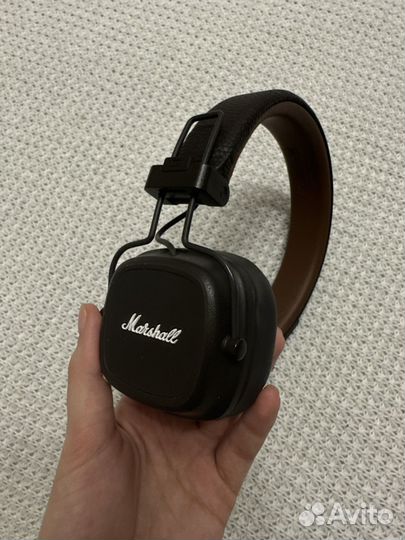 Беспроводные наушники