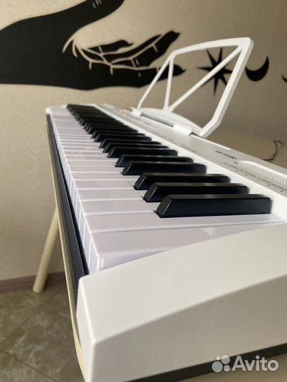 Синтезатор новый