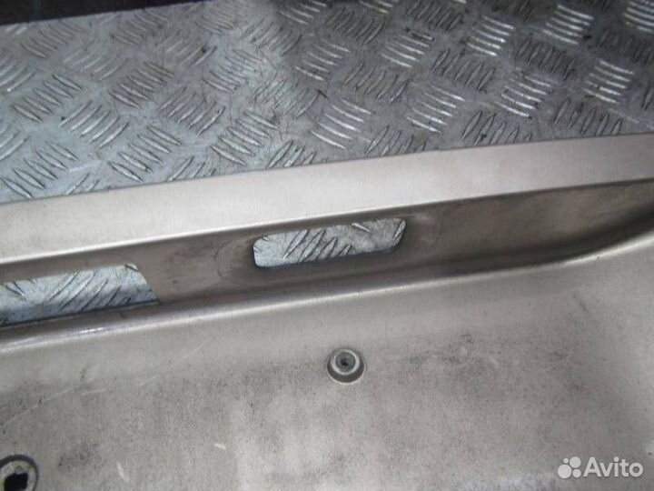 Бленда под номер Mercedes-Benz C W203 2003