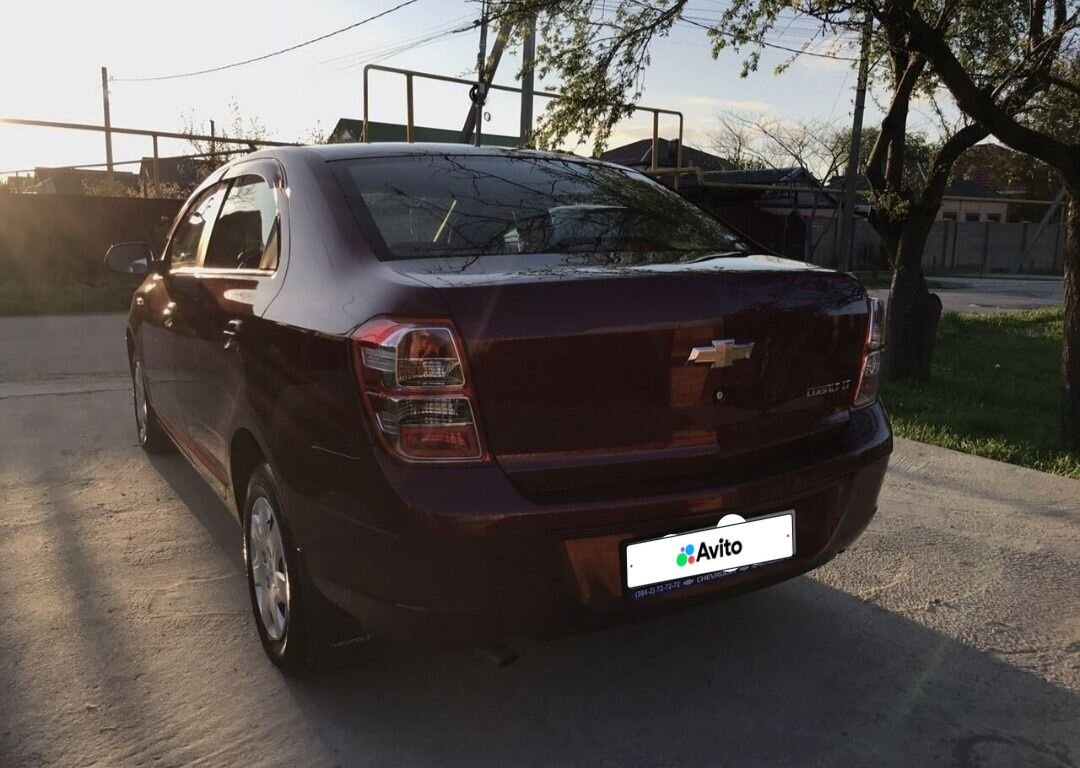 Chevrolet Cobalt: фото владельца