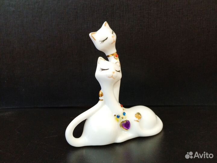 Фигурки кошек