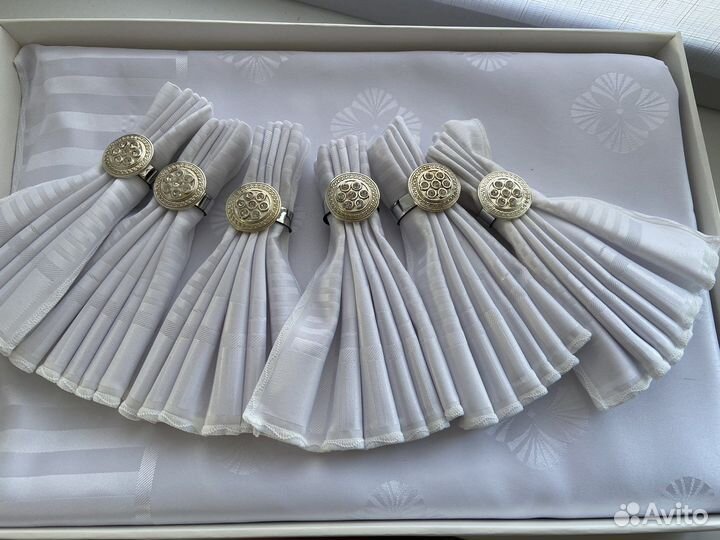 Скатерть с салфетками monalit