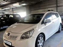 Toyota Verso 1.8 CVT, 2011, 263 000 км, с пробегом, цена 895 000 руб.