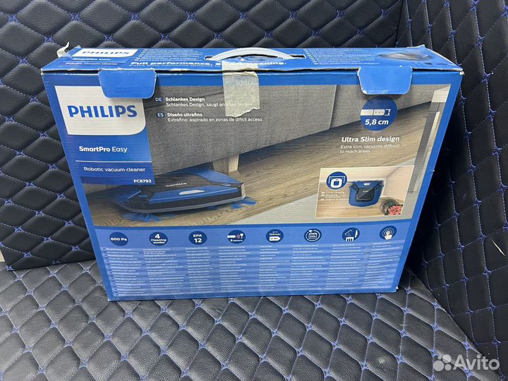 Робот-пылесос Philips FC8792 SmartPro