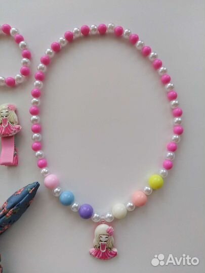 Бусы браслет заколки и резинки для девочки