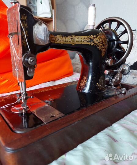 Швейная машинка Singer
