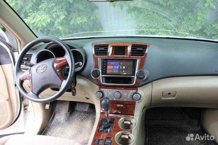 Штатная Android-магнитола Toyota Highlander