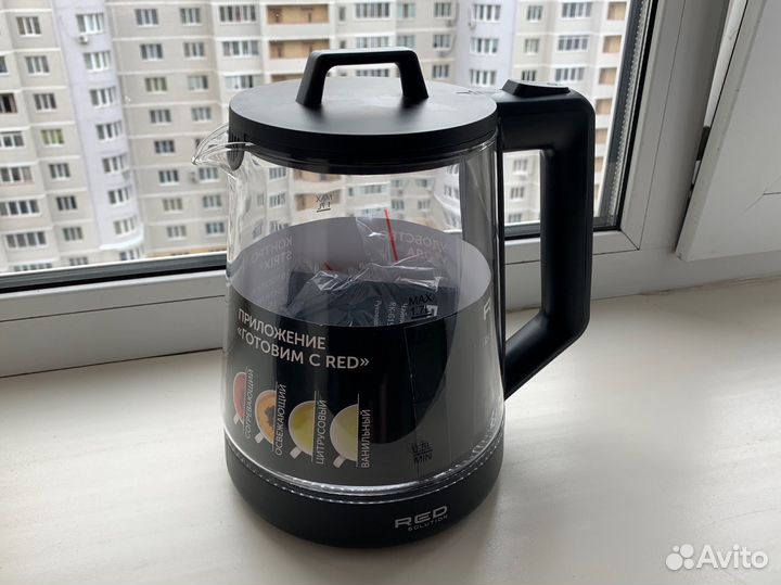 Электрочайник RED solution RK-G191