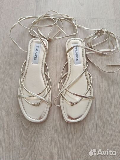 Сандалии женские