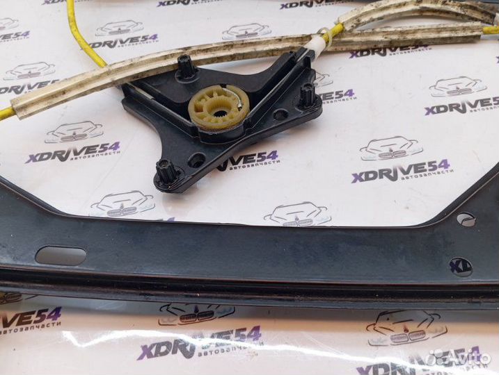 Стеклоподъемный механизм задний левый