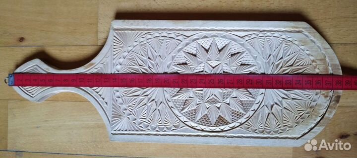 Доска декоративная резная