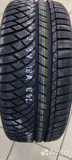 Kumho WinterCraft WP72 255/45 R19