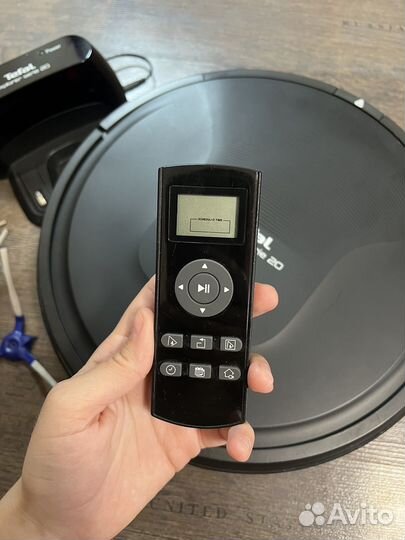 Робот пылесос Tefal explorer serie 20