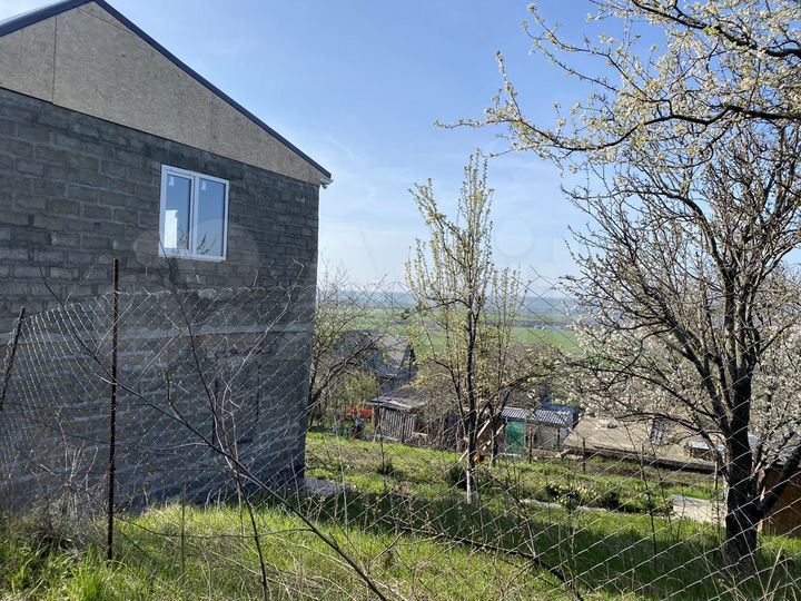 Дом 80 м² на участке 5 сот.