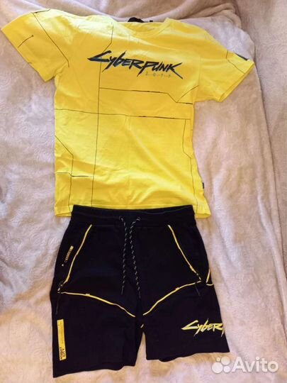 Продаю шорты и футболку из Cropp