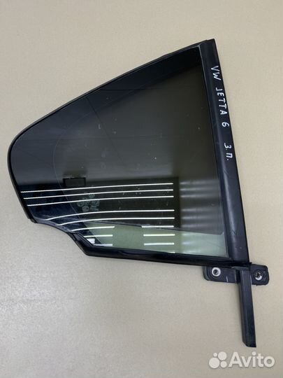 Форточка задняя правая Volkswagen Jetta 6