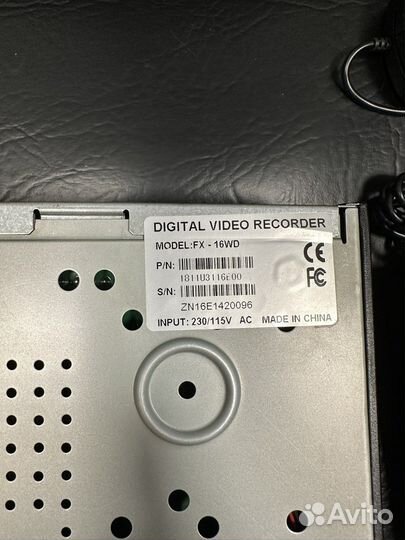 Аналоговый видеорегистратор Fox FX-16WD