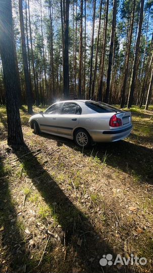 Mitsubishi Carisma 1.6 МТ, 2003, 302 000 км
