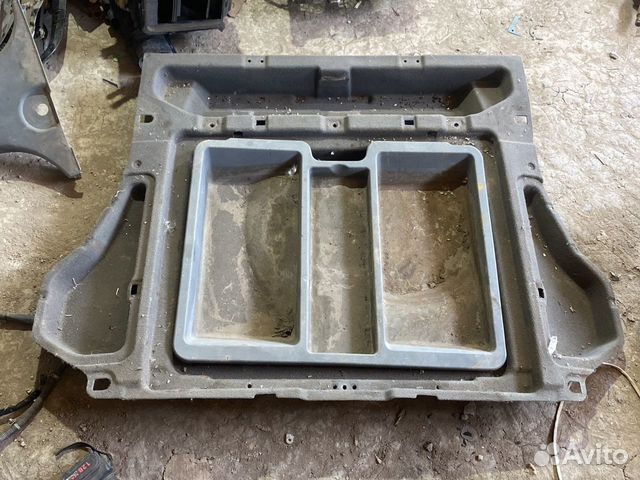 Пол багажника нижняя часть Hyundai Santa Fe 1