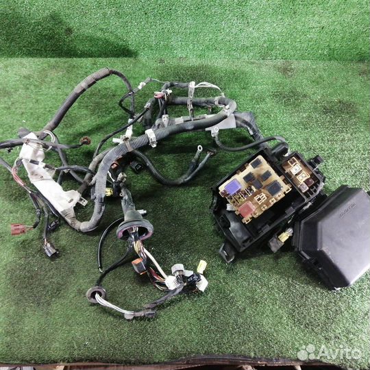 Проводка подкапотная Toyota Chaser JZX105 1JZ-GE