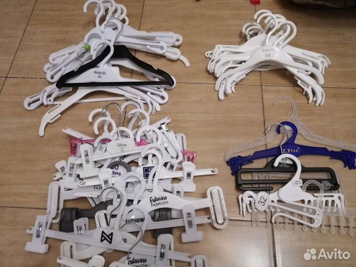 Вешалки (плечики) детские
