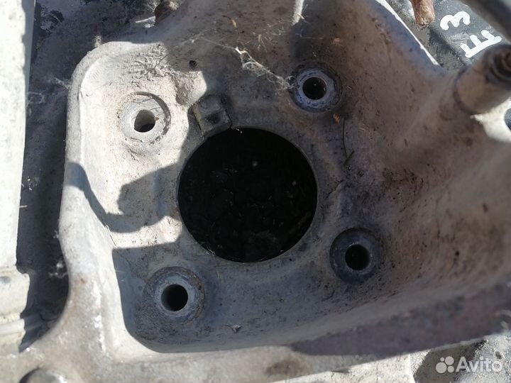 Порюворотныц кулак бмв е 39 задний правый