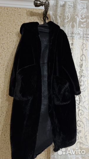 Искусственная шуба длинная с капюшоном