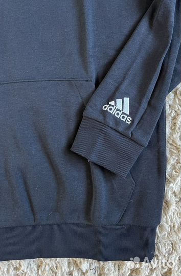 Свитшот adidas. M, L Оригинал